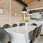 Stunning In Ferienhaus