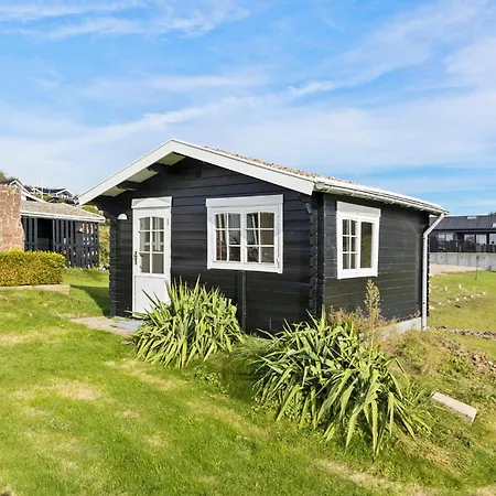 Prázdninový dům Stunning In Aabenraa